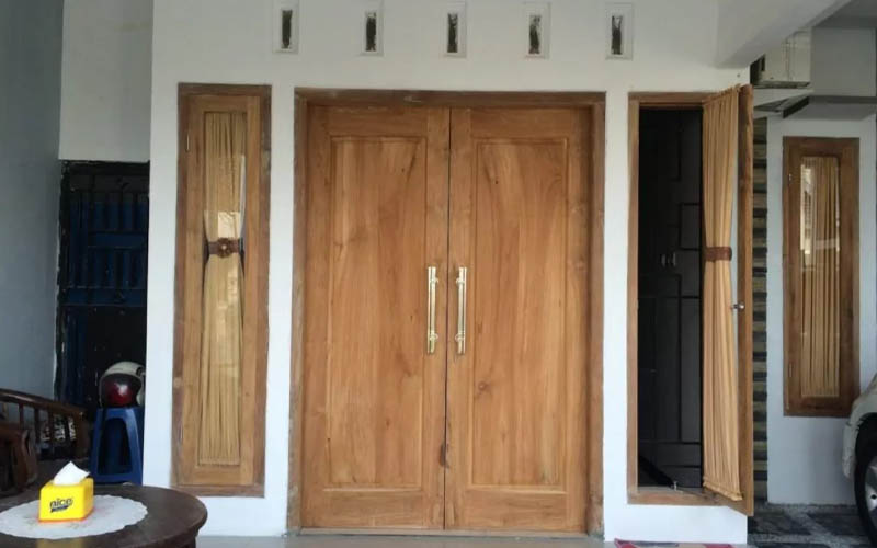 Model 2 Pintu Kayu mahoni kuat