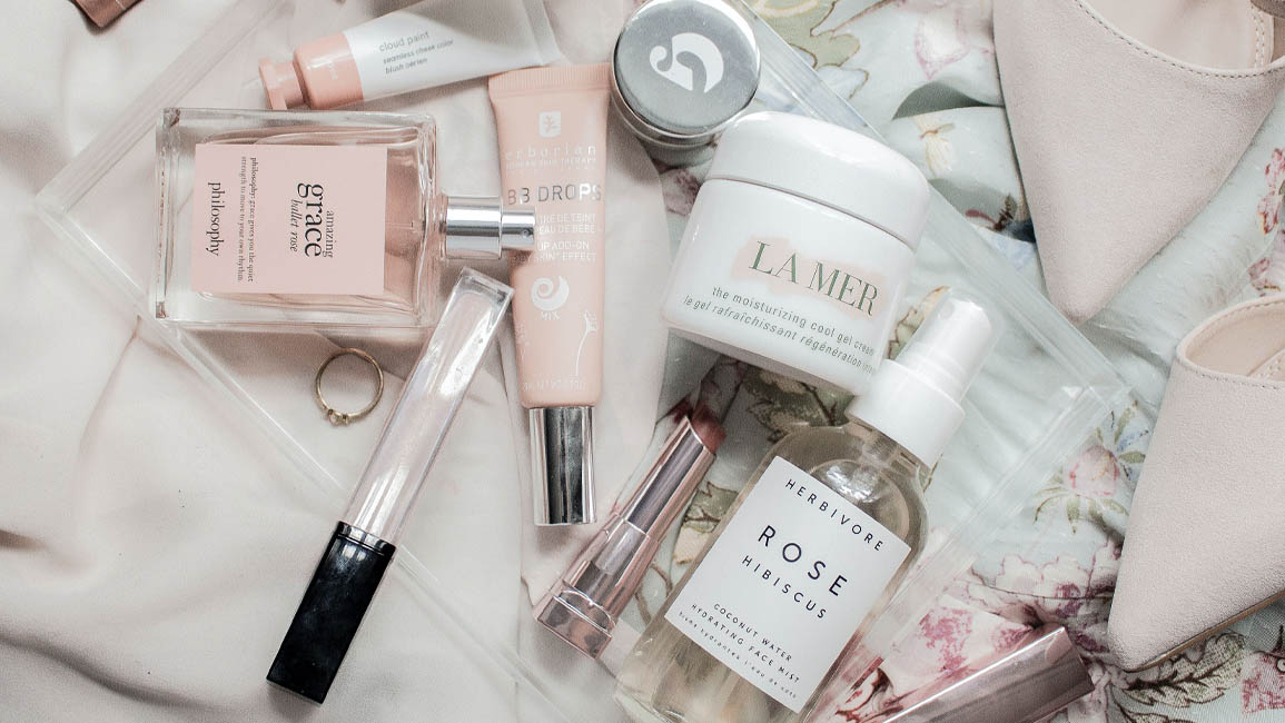 beli Hampers Makeup Set