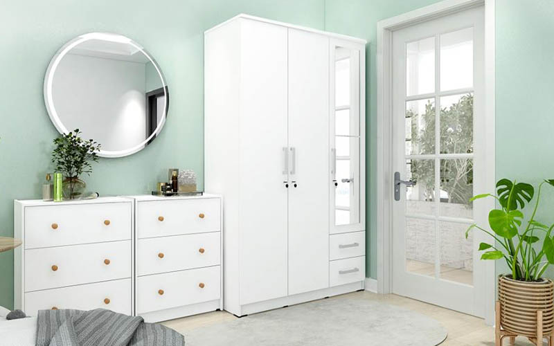 kamar tidur minimalis dengan Furniture Simpel untuk Kesan Lebih Luas