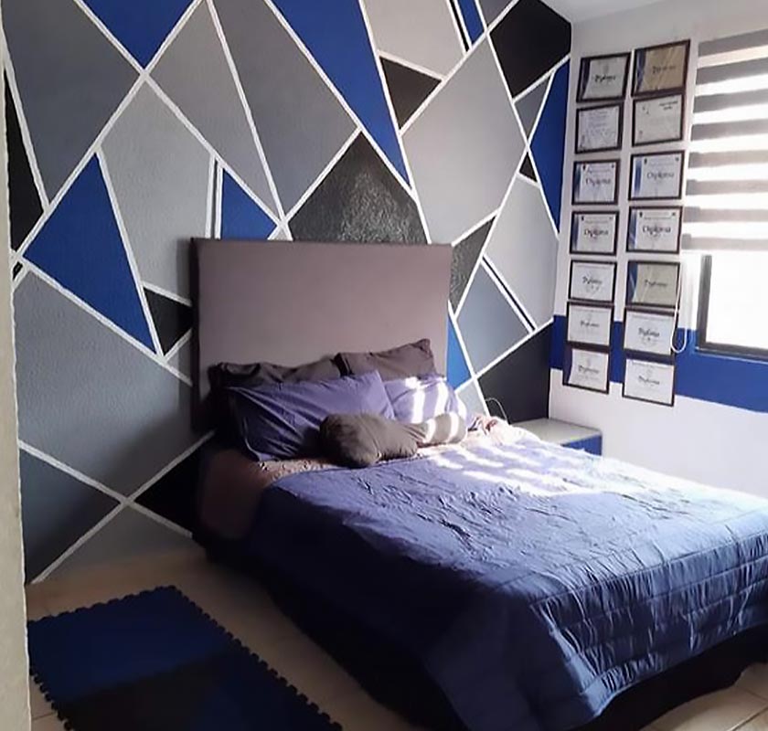 kamar tidur Motif Cat Tembok Segitiga Warna Biru