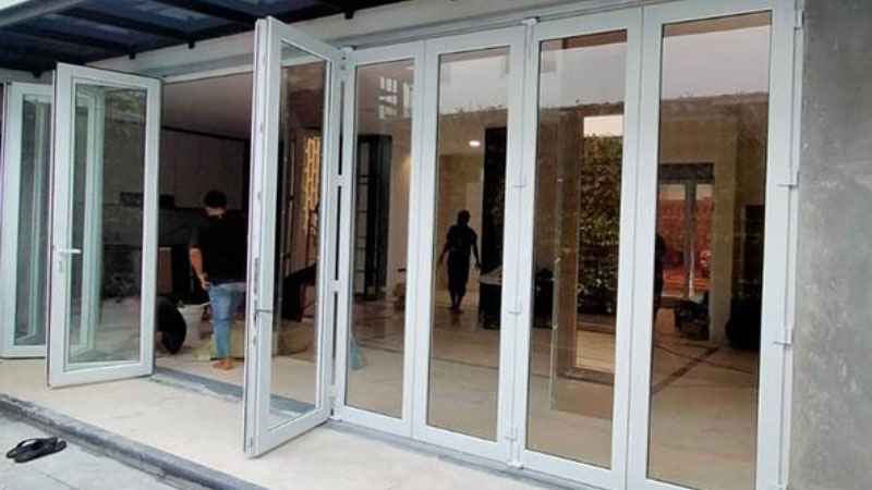 Jendela Lipat atau Folding untuk rumah minimalist