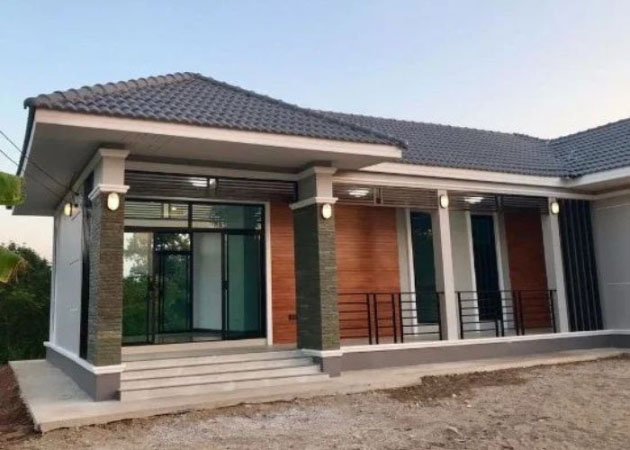 Tiang Teras Rumah Berlapis