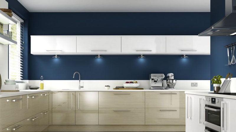dapur dengan warna biru gelap