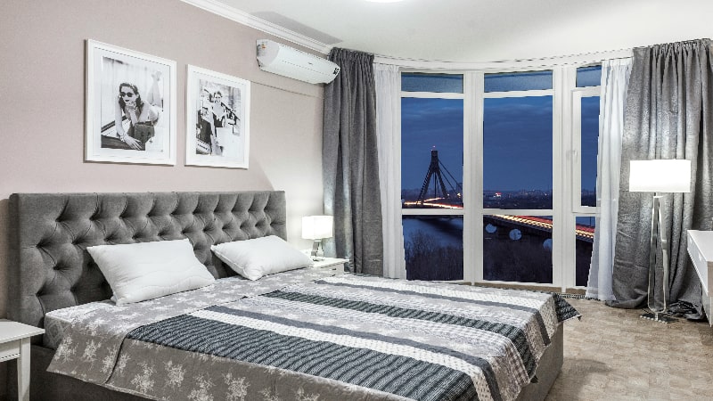 Desain Kamar Tidur Sederhana Model Urban Grey