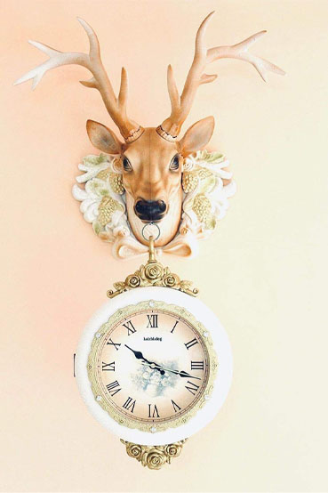 Hiasan Dinding Ruang Tamu Jam Berkepala Rusa | Gambar: Aliexpress.com