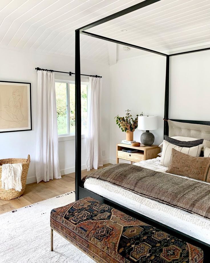 Kamar Tidur Minimalis Ranjang Berbingkai