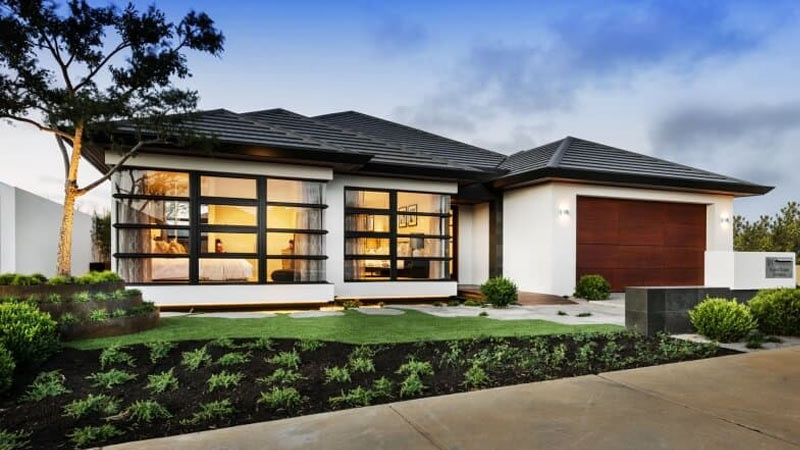 Rumah Minimalis 2 Lantai Taman Depan
