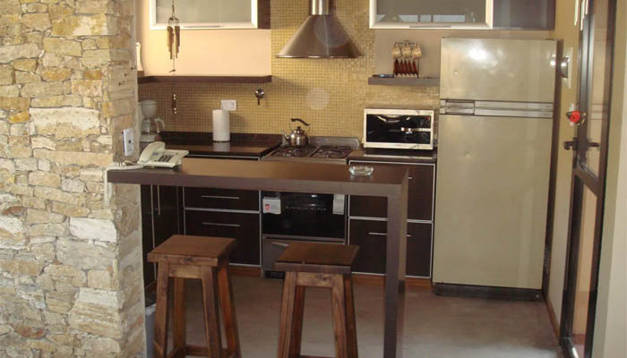 Contoh Mini Bar Dapur Kecil Estetik Ala Industrial