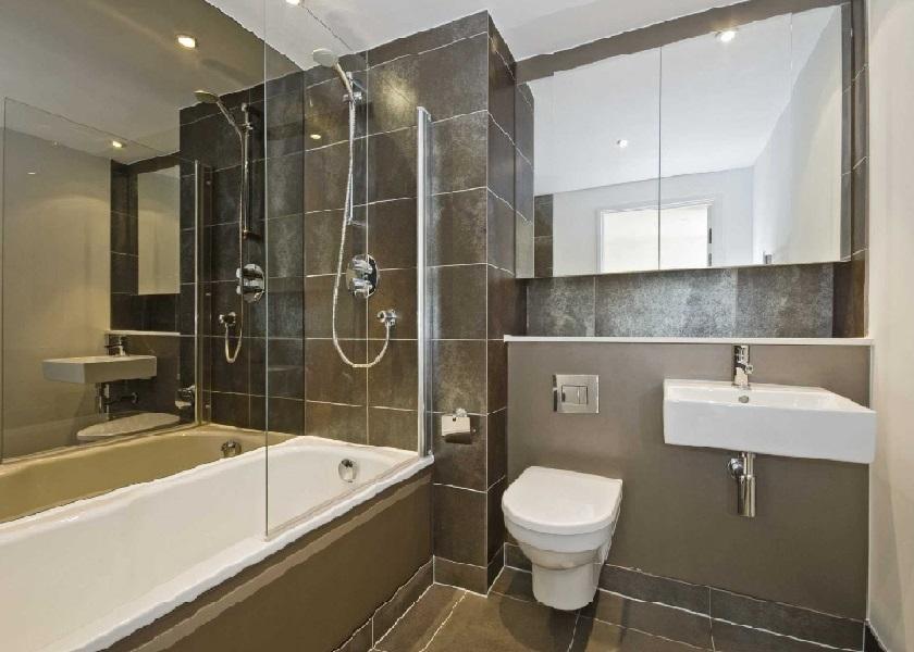 Kamar Mandi Transversal (Melintang)