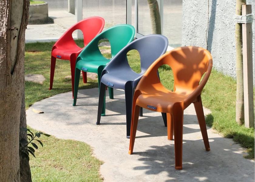 Desain Cantik Kursi OL Tuff untuk Teras