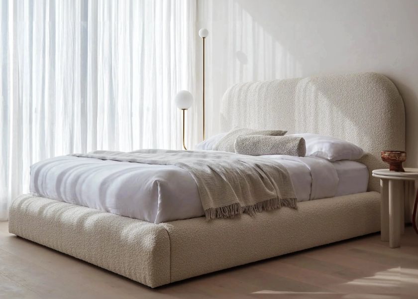 Model Tempat Tidur Bouclé Curvy