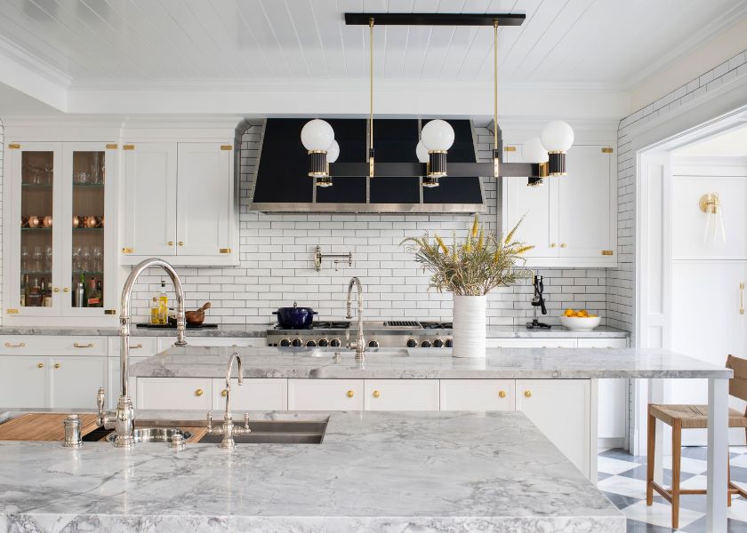 Dapur Cantik Mewah dengan Meja Marmer Asli