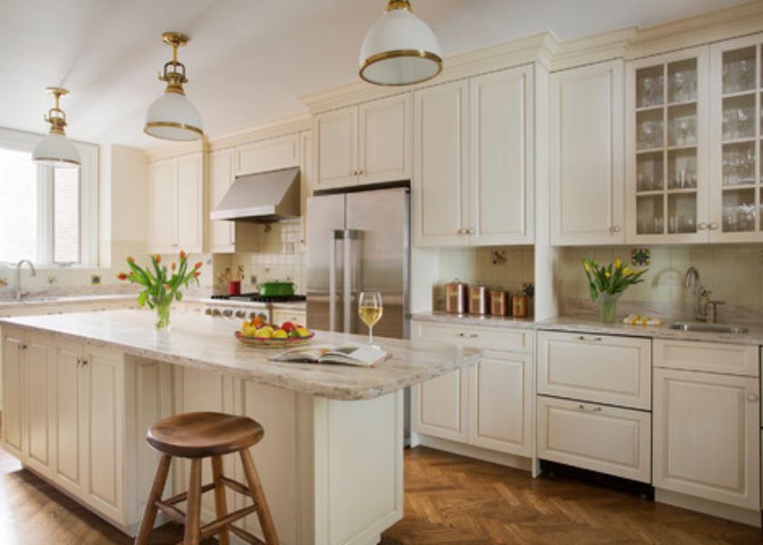 Dapur Cantik Mewah dengan Meja Solid Surface