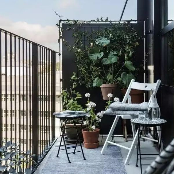 Model Balkon Industrial Minimalis Terbaru
