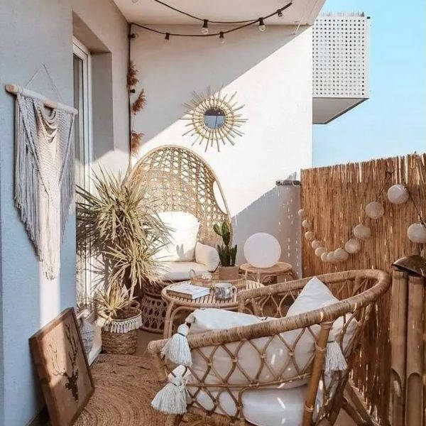 Model Balkon Mungil Bohemian Minimalis