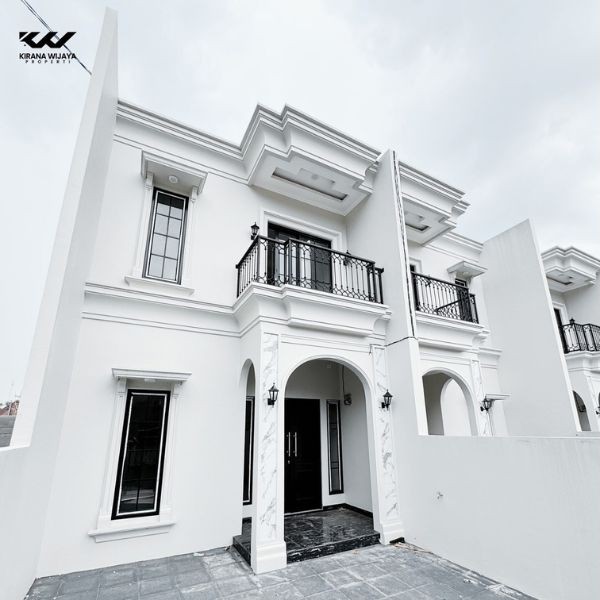 Rumah 2 Lantai di Kampung Cat Warna Putih Bersih