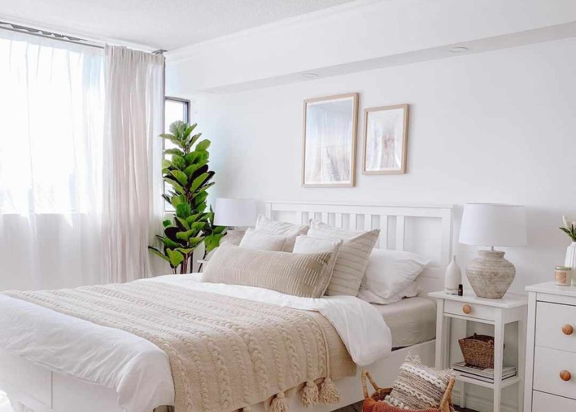 Warna Putih Gading Kamar Tidur Sejuk