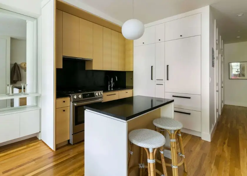 Dapur Bersih dengan Kabinet Full Tinggi