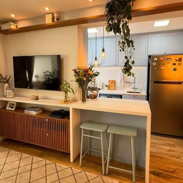 Dapur Mini Bar Cantik jadi Penghubung Antar Area dalam Rumah