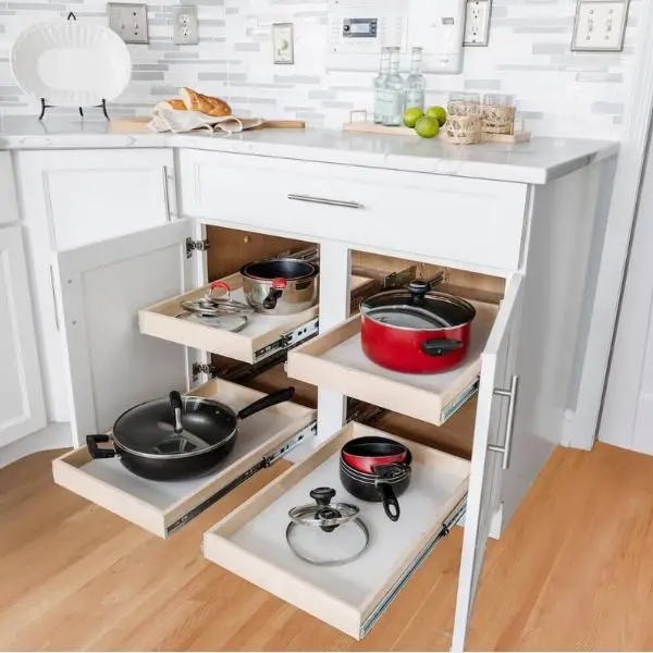 Model Kitchen Set Minimalis dengan Rak Tarik Tersembunyi