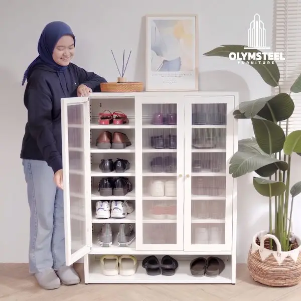Lemari Sepatu Besi 6 Susun dengan Kaca SR 006 3P Olymsteel