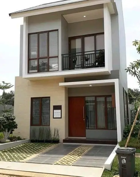 Balkon Compact Minimalis di Rumah 2 Lantai Mungil Cantik