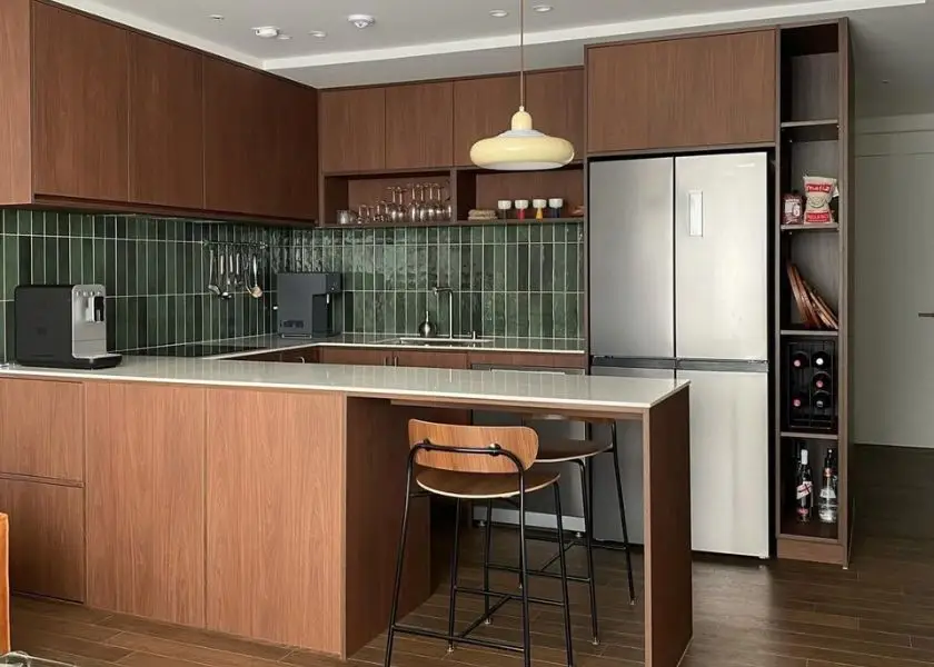 Warna atau Tekstur Dinding Belakang di Dapur Mini Bar Cantik