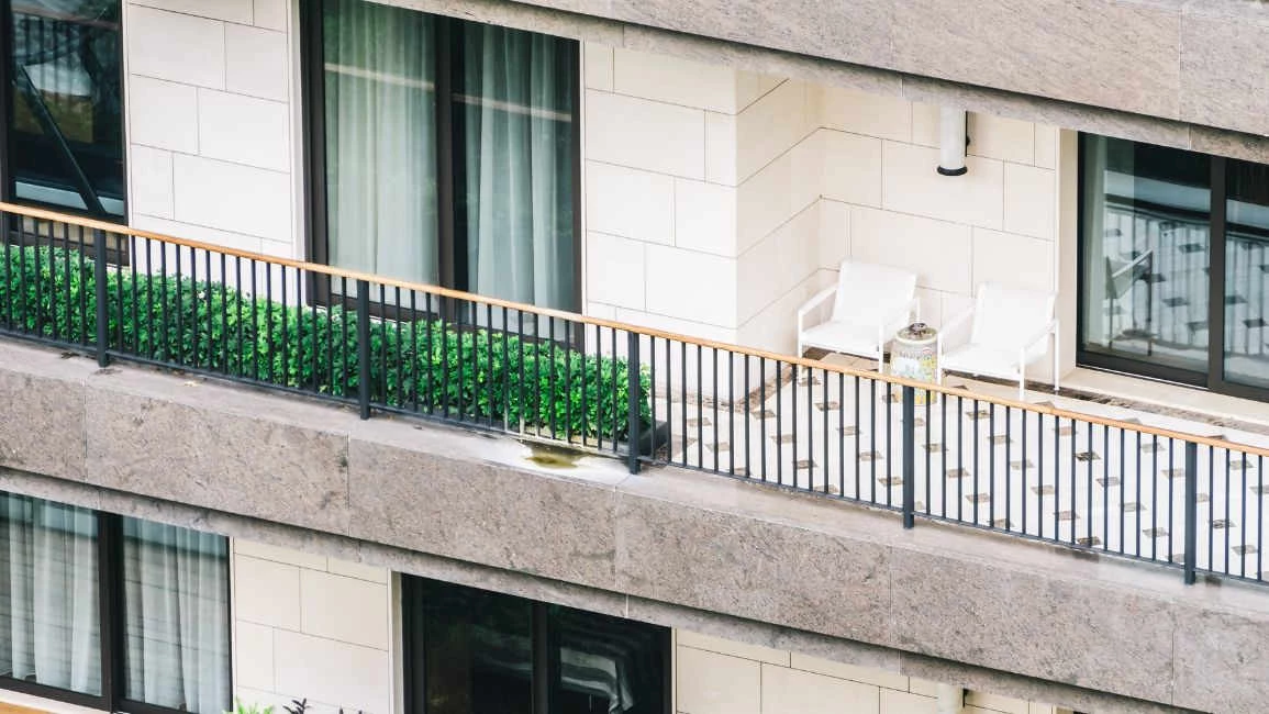 balkon rumah minimalis